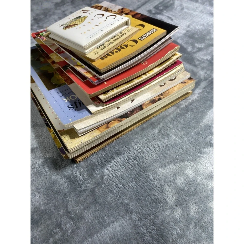 Vintage Dessert Recipe Books Cook Bake Lot of 19 Hershey Pillsbury Tast of Homes